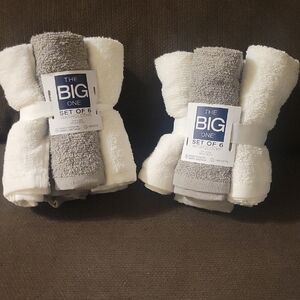 The Big One Set of Soft Gray and White Wash/Face cloth Collection (6) 13" X 13"